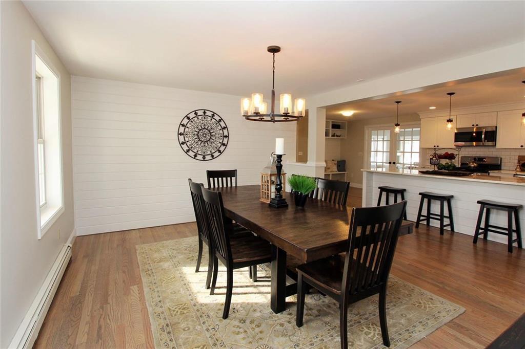 134 Mountain Road Falmouth, ME 04105 - Photo 9 of 35 Photo