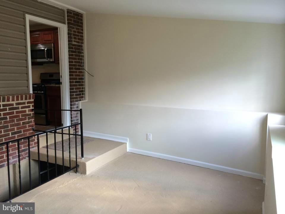 1744 Melbourne Road Baltimore, MD 21222 - Photo 9 of 13 Interior (General)