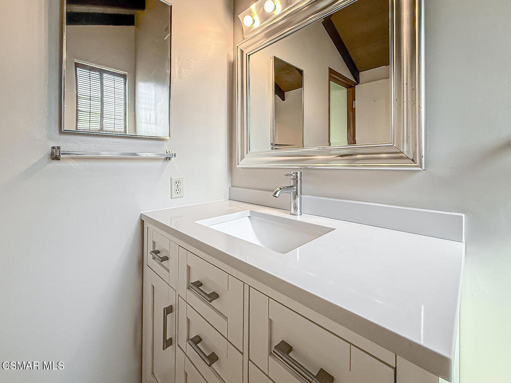 253 Beech Road Newbury Park, CA 91320 - Photo 21 of 29