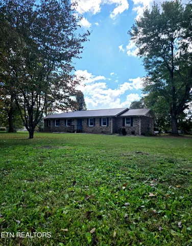 $375,000 | 109 Parkway Lane, Crossville, TN 38572