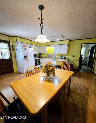 $375,000 | 109 Parkway Lane, Crossville, TN 38572