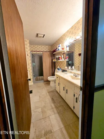 $375,000 | 109 Parkway Lane, Crossville, TN 38572