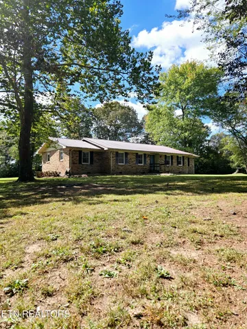 $375,000 | 109 Parkway Lane, Crossville, TN 38572