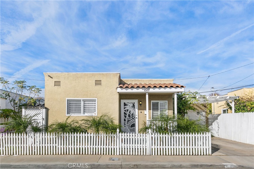 an outdoor view of a house
