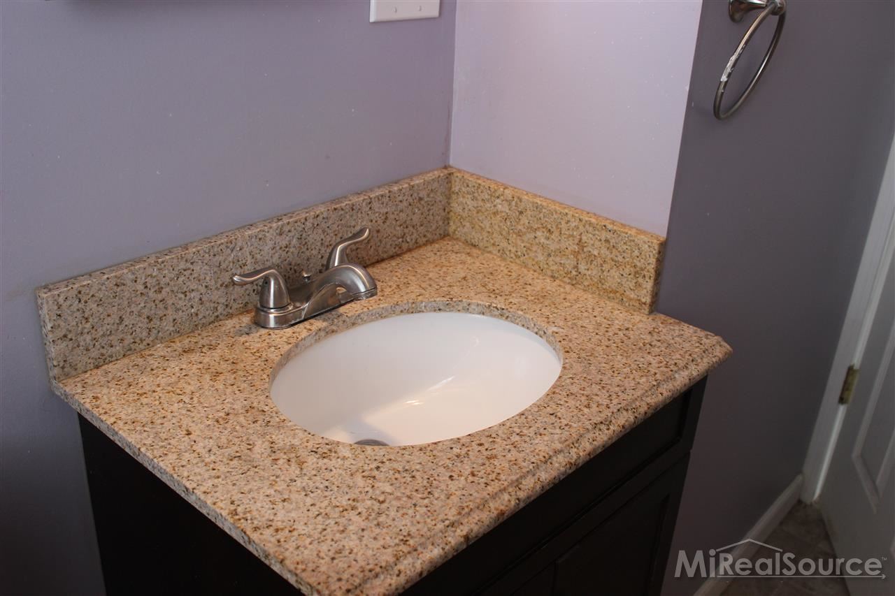 3512 Normandy Road Royal Oak, MI 48073 - Photo 13 of 20
