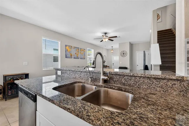 $305,000 | 10432 Shady Preserve Drive, Riverview, FL 33578