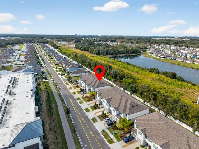 $305,000 | 10432 Shady Preserve Drive, Riverview, FL 33578