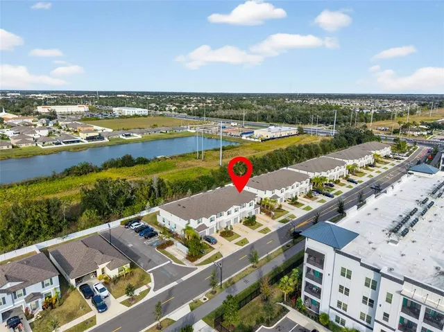 $305,000 | 10432 Shady Preserve Drive, Riverview, FL 33578