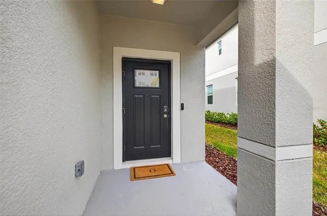 $305,000 | 10432 Shady Preserve Drive, Riverview, FL 33578
