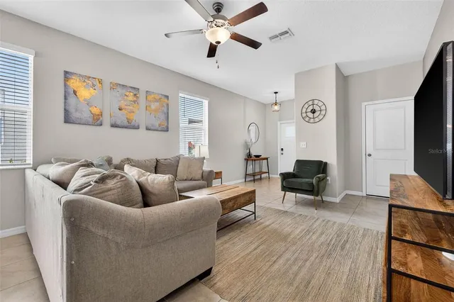 $305,000 | 10432 Shady Preserve Drive, Riverview, FL 33578