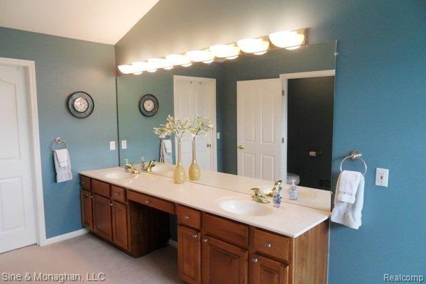 768 Loggers Circle Rochester, MI 48307 - Photo 20 of 41 Dual sinks owner's bath