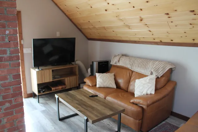 $450,000 | 51 Pollard Road, Unit 1, Lincoln, NH 03251