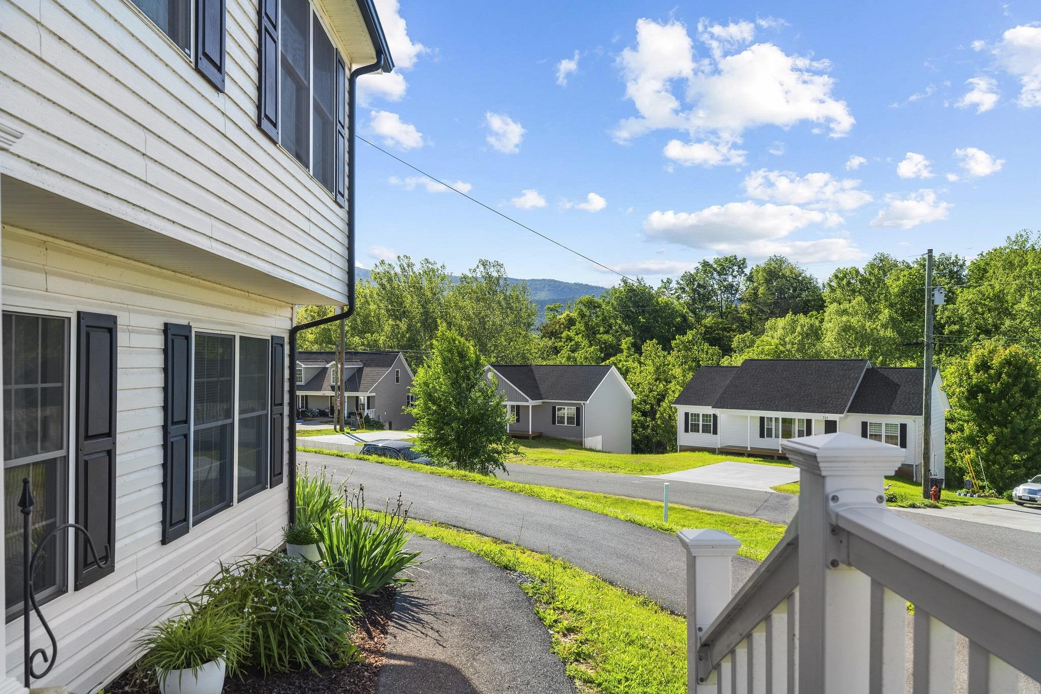 235 Locustdale Loop Shenandoah, VA 22849 - Photo 33 of 45