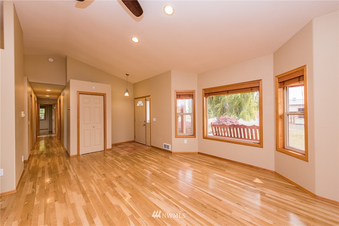 113 Woodcock Road Sequim, WA 98382 - Photo 3 of 25