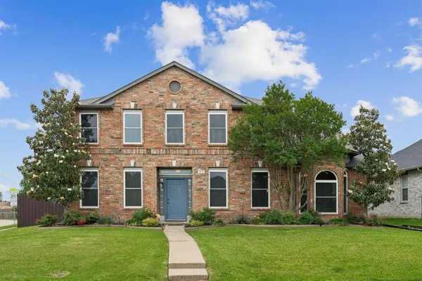 $475,000 | 918 East Grubb Drive, Mesquite, TX 75149