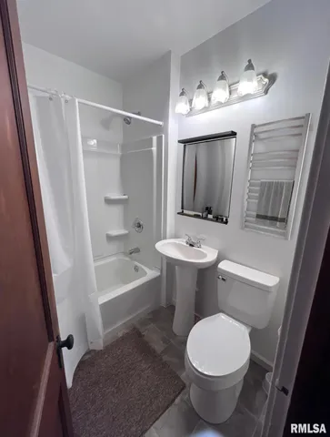 $119,000 | 2112 West Ayres Avenue, West Peoria, IL 61604