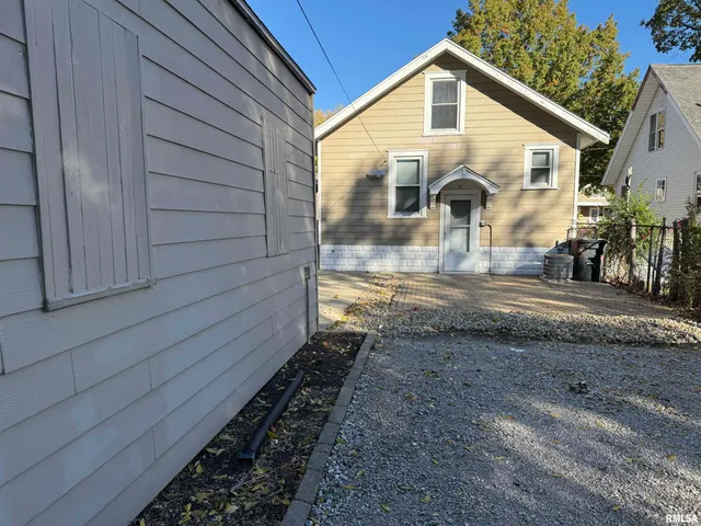 $119,000 | 2112 West Ayres Avenue, West Peoria, IL 61604