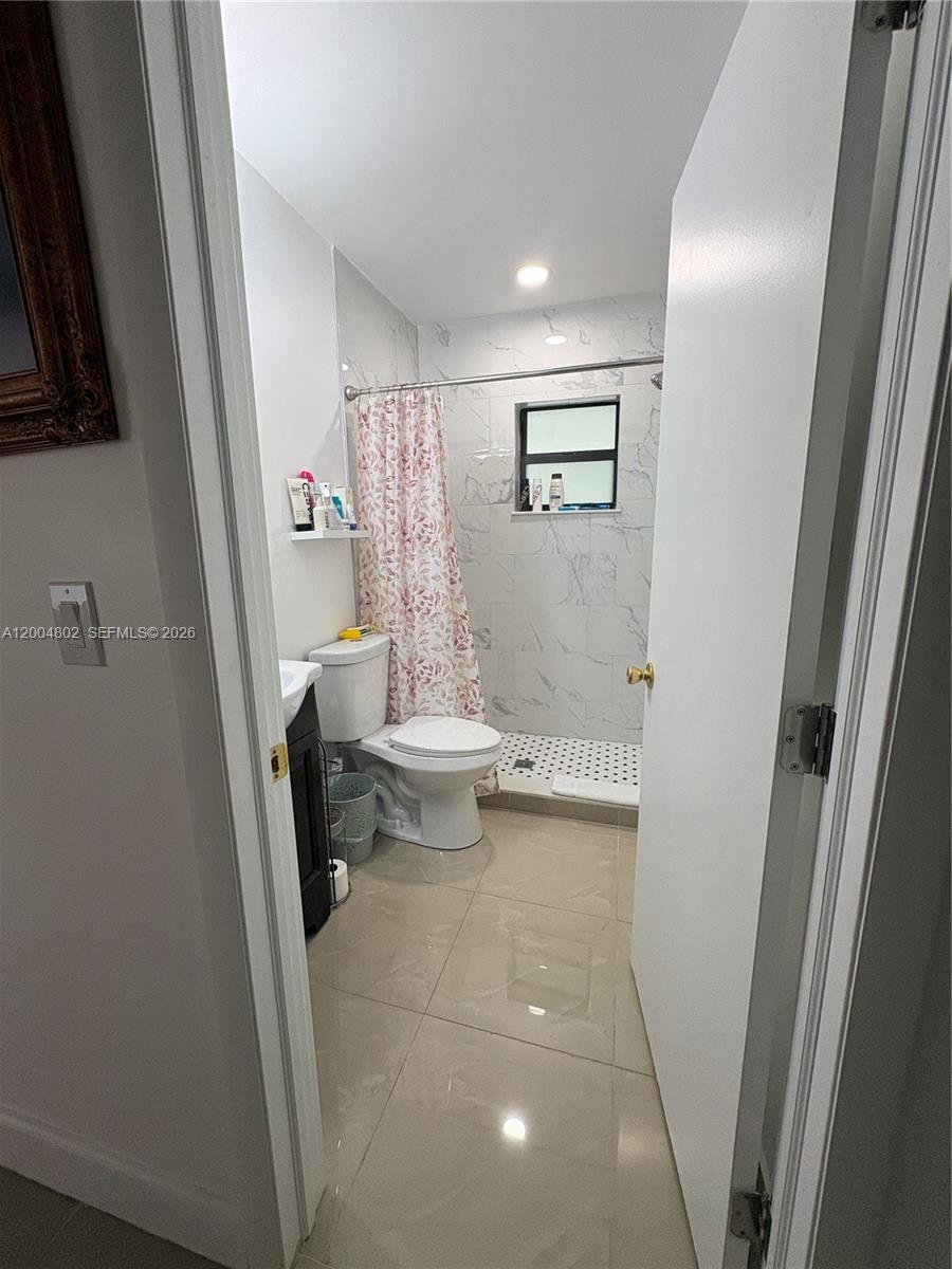 8581 Southwest 29th Street Miami, FL 33155 - Photo 11 of 18