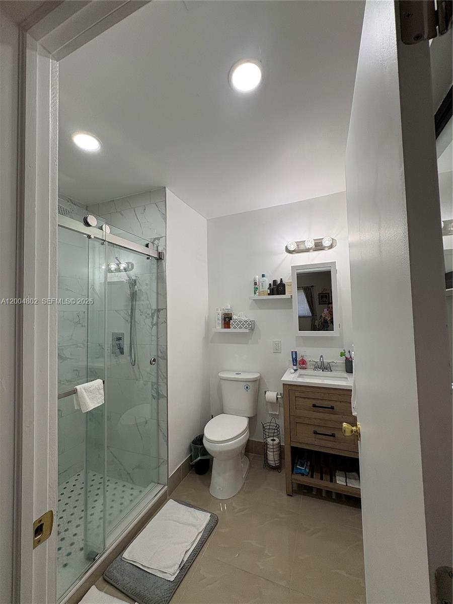 8581 Southwest 29th Street Miami, FL 33155 - Photo 13 of 18