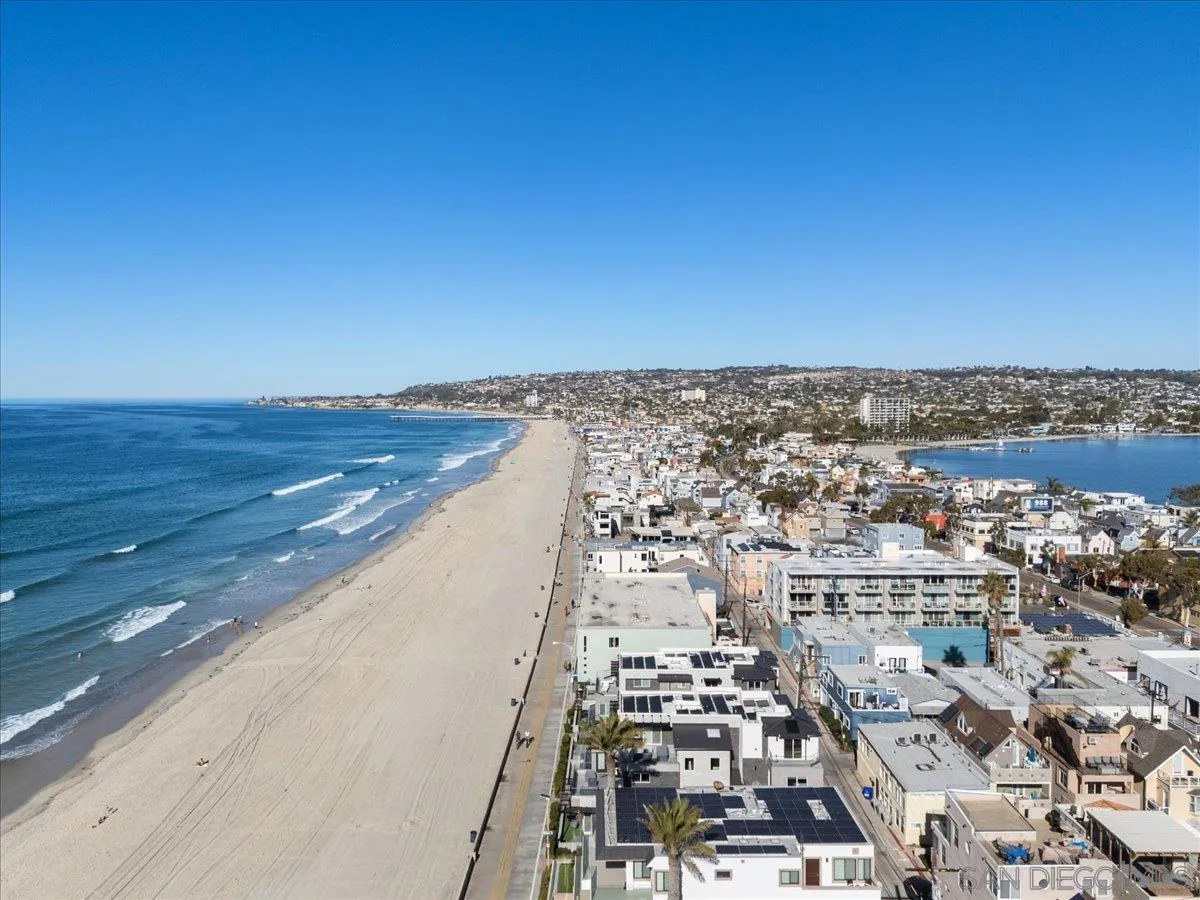 3755 Ocean Front Walk, Unit 18 San Diego, CA 92109 - Photo 34 of 42