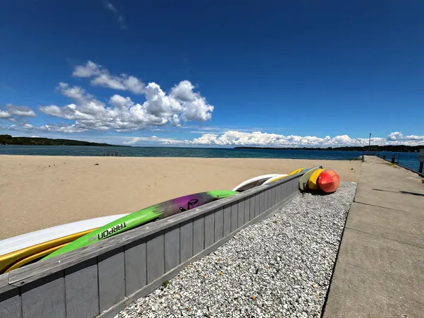 $799,000 | 762 North Waypoint Circle, Suttons Bay, MI 49682