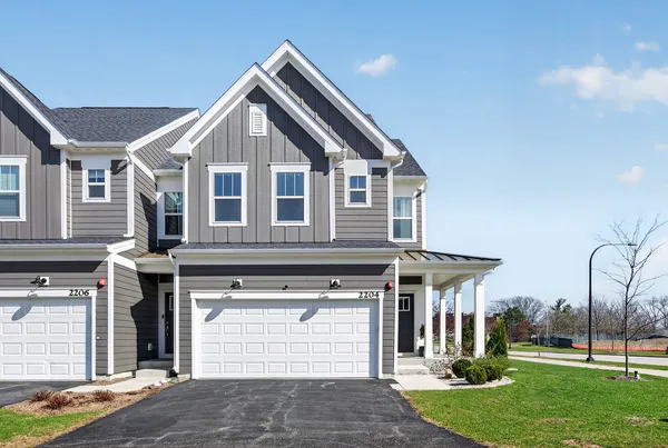 $680,000 | 2204 Weatherbee Lane, Naperville, IL 60563