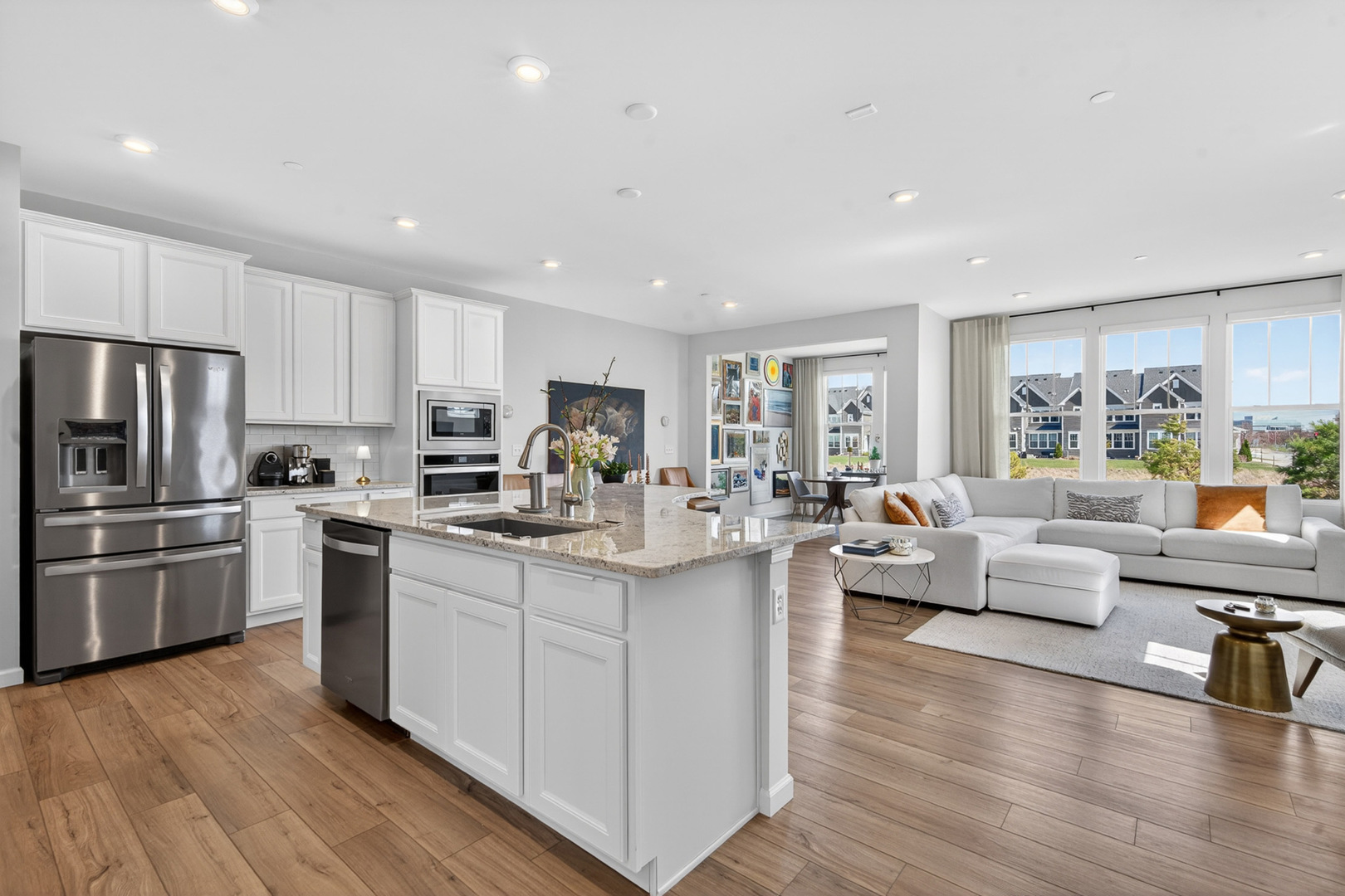 2204 Weatherbee Lane Naperville, IL 60563 - Photo 5 of 34