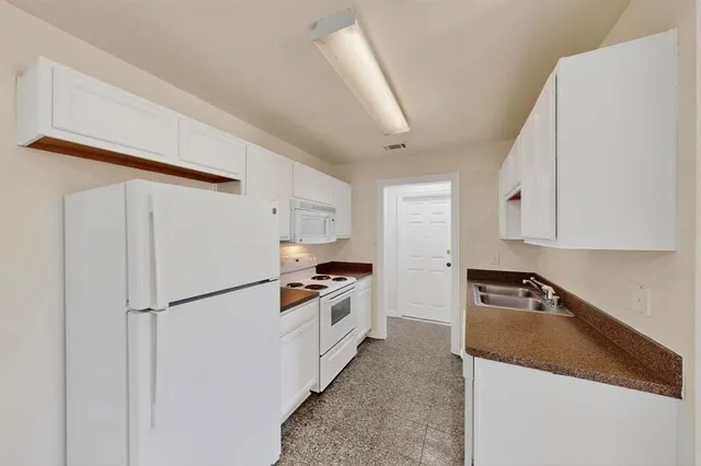 $474,900 | 2760 Pike Drive, Lancaster, TX 75146