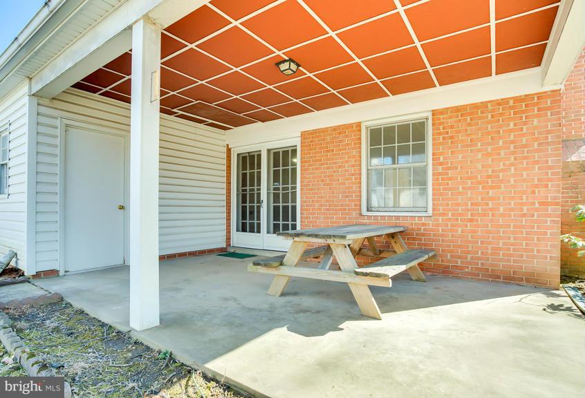 5511 Heming Avenue Springfield, VA 22151 - Photo 27 of 30 Exterior (General)