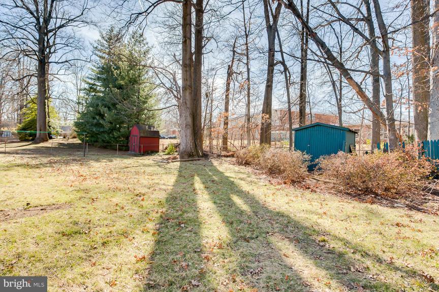 5511 Heming Avenue Springfield, VA 22151 - Photo 28 of 30 Exterior (Rear)