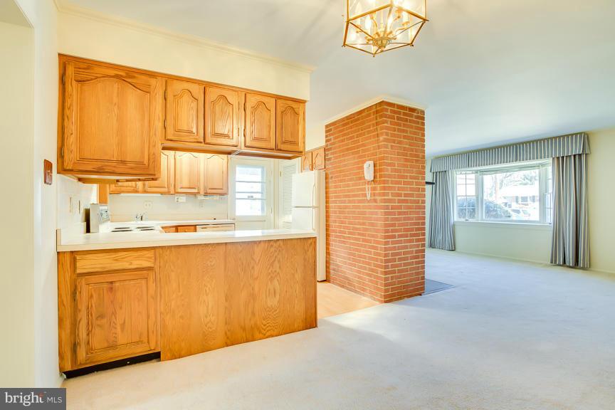 5511 Heming Avenue Springfield, VA 22151 - Photo 7 of 30 Kitchen