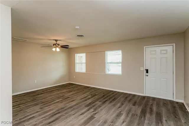 $2,035 | 604 Shamrock Boulevard, Venice, FL 34293