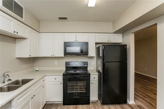 $2,035 | 604 Shamrock Boulevard, Venice, FL 34293