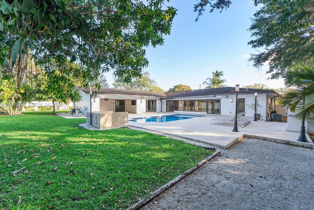 8363 Southwest 98th Street Miami, FL 33156 - Photo 14 of 43