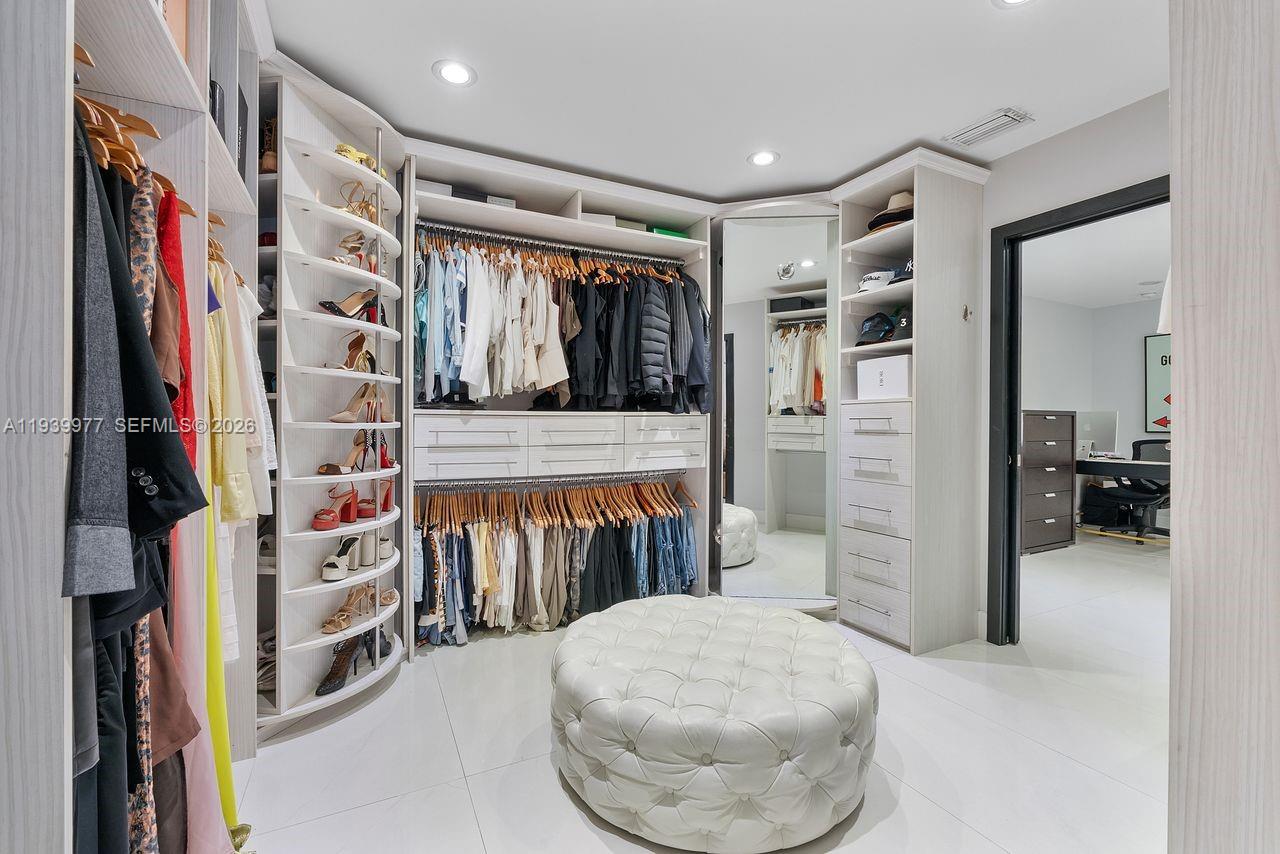 8363 Southwest 98th Street Miami, FL 33156 - Photo 20 of 43