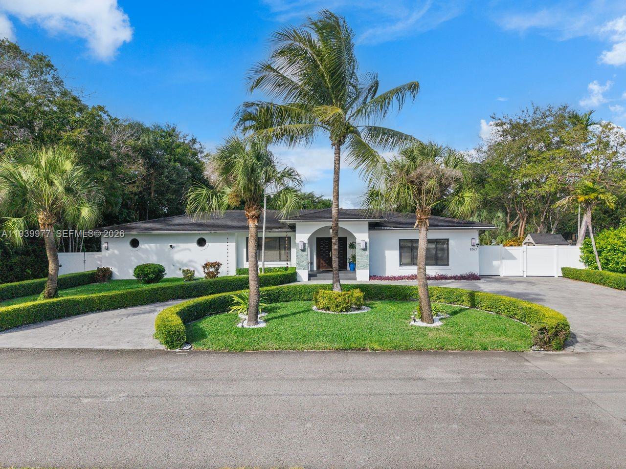 8363 Southwest 98th Street Miami, FL 33156 - Photo 40 of 43