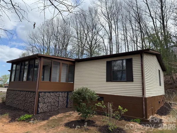 $259,900 | 7686 Shoupes Grove Church Road, Hickory, NC 28602