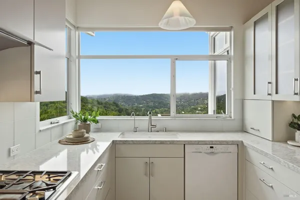 $3,395,000 | 41 Magdalena Court, Mill Valley, CA 94941