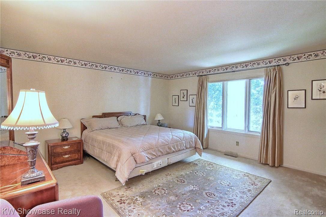 4123 Stoneleigh Road Bloomfield Hills, MI 48302 - Photo 15 of 36 Master_Bedroom.jpg