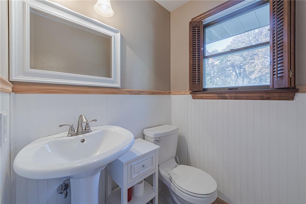 631 Solomon Temple Road Latrobe, PA 15650 - Photo 11 of 25 Gallery Image 11