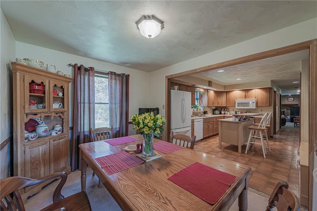 631 Solomon Temple Road Latrobe, PA 15650 - Photo 7 of 25 Gallery Image 7