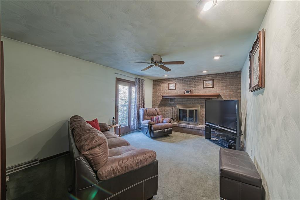 631 Solomon Temple Road Latrobe, PA 15650 - Photo 10 of 25 Gallery Image 10