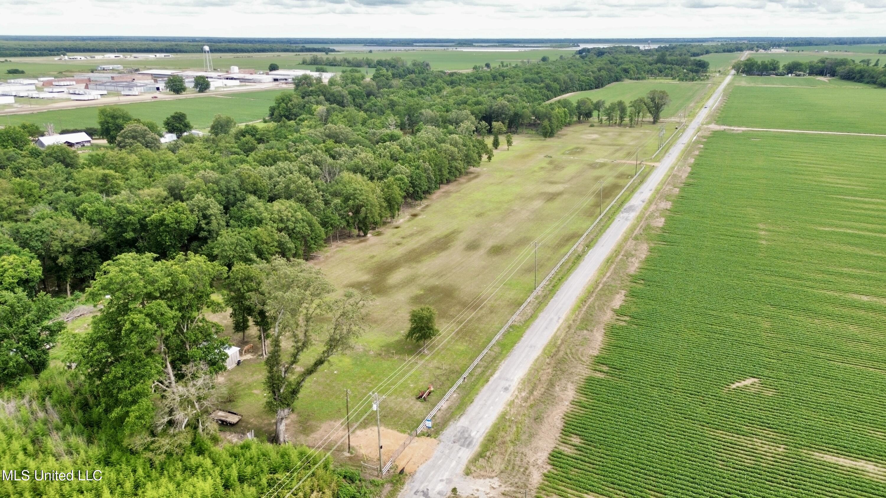 dji_fly_20250526_184000_256_174852467918