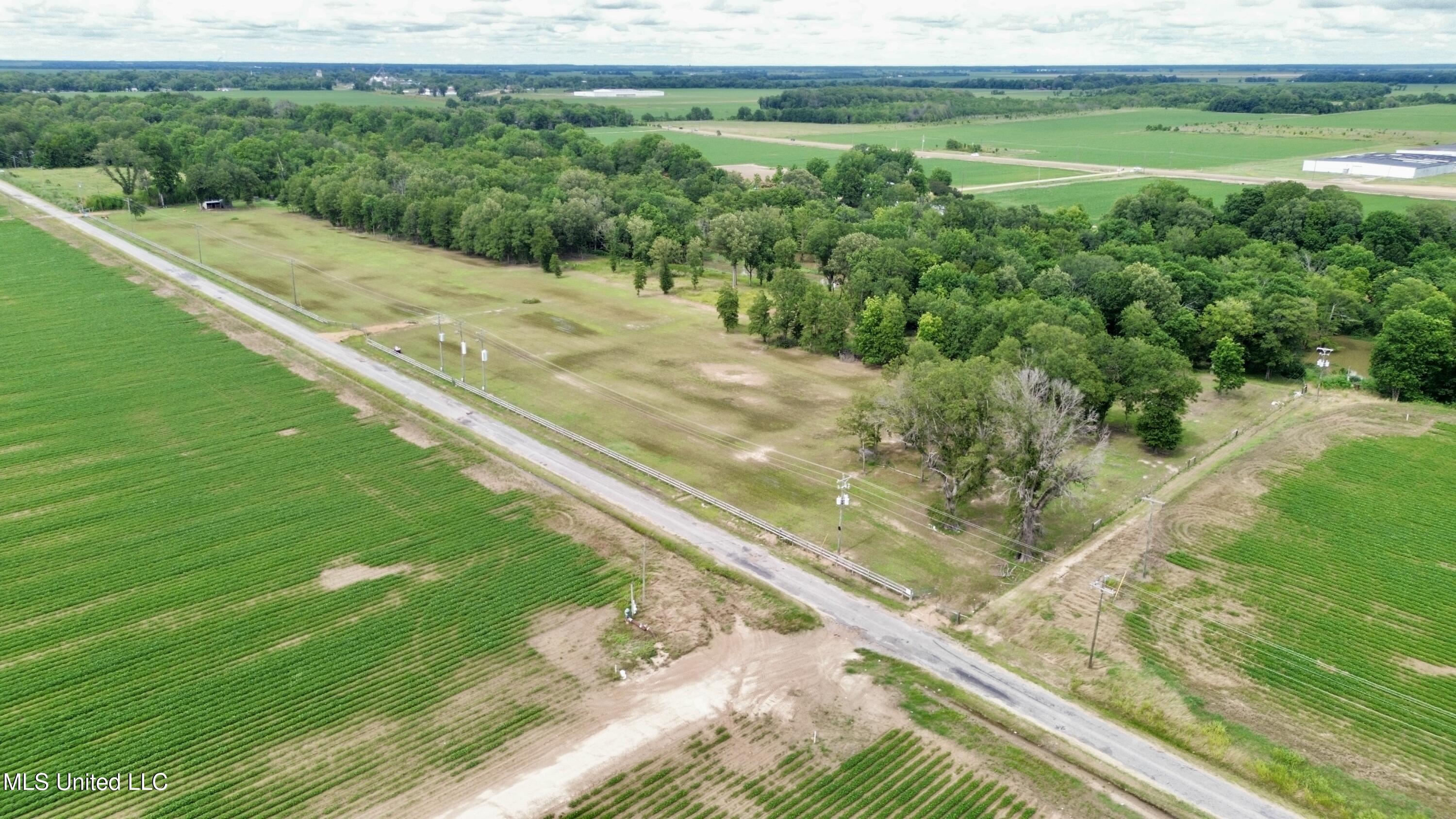 dji_fly_20250526_184122_258_174852467796