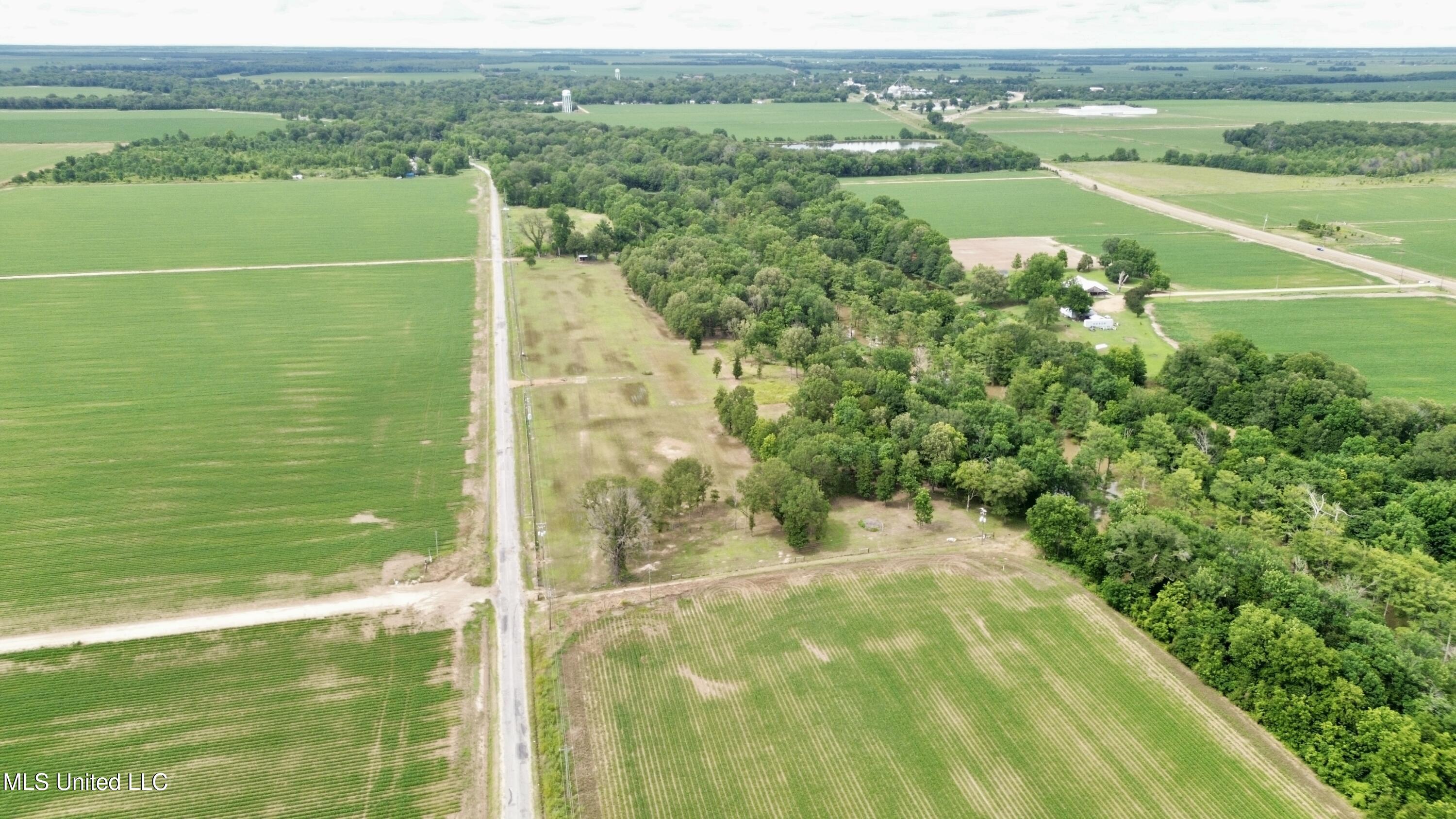 Blue Lake Road Drew, MS 38737 - Photo 9 of 23 dji_fly_20250526_184210_261_174852467618
