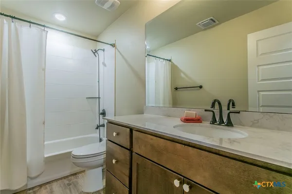 $649,900 | 5227 Limousin Drive, Belton, TX 76513