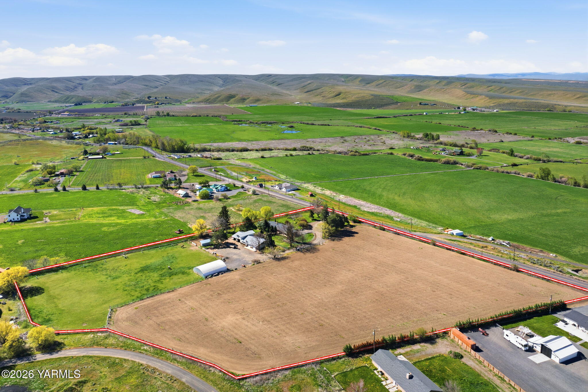 10161 North Wenas Road Selah, WA 98942 - Photo 3 of 48 an aerial view of a houses with outdoor space