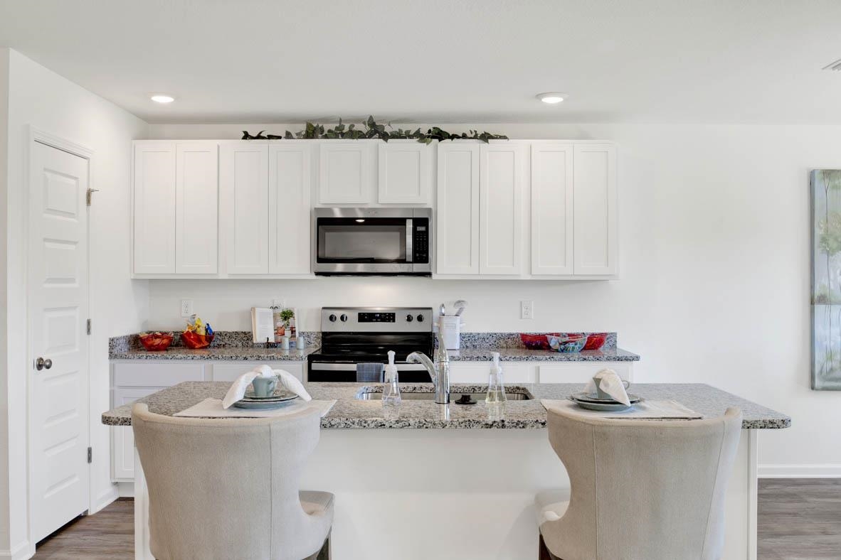 8880 Sea Star Circle Foley, AL 36535 - Photo 14 of 67 Kitchen