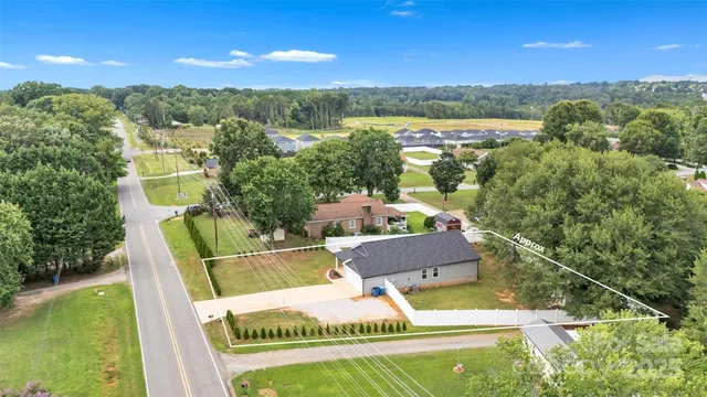 $330,000 | 3165 Spencer Road Northeast, Conover, NC 28613