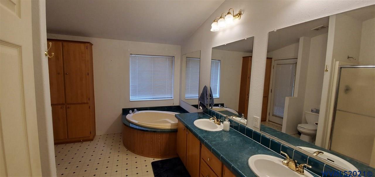 1480 Northeast Center Street Sheridan, OR 97378 - Photo 13 of 19